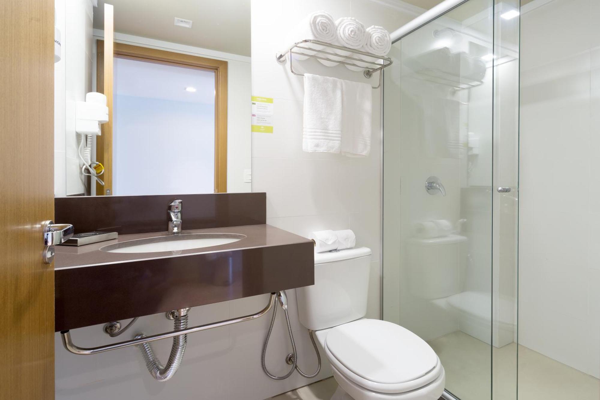 Deluxe Apartment,1576837508:JPEG